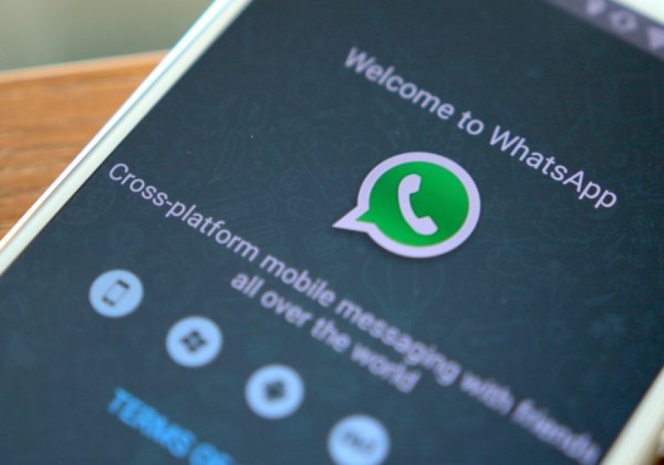 WhatsApp habilita recursos de saída discreta de grupos e esconder status online