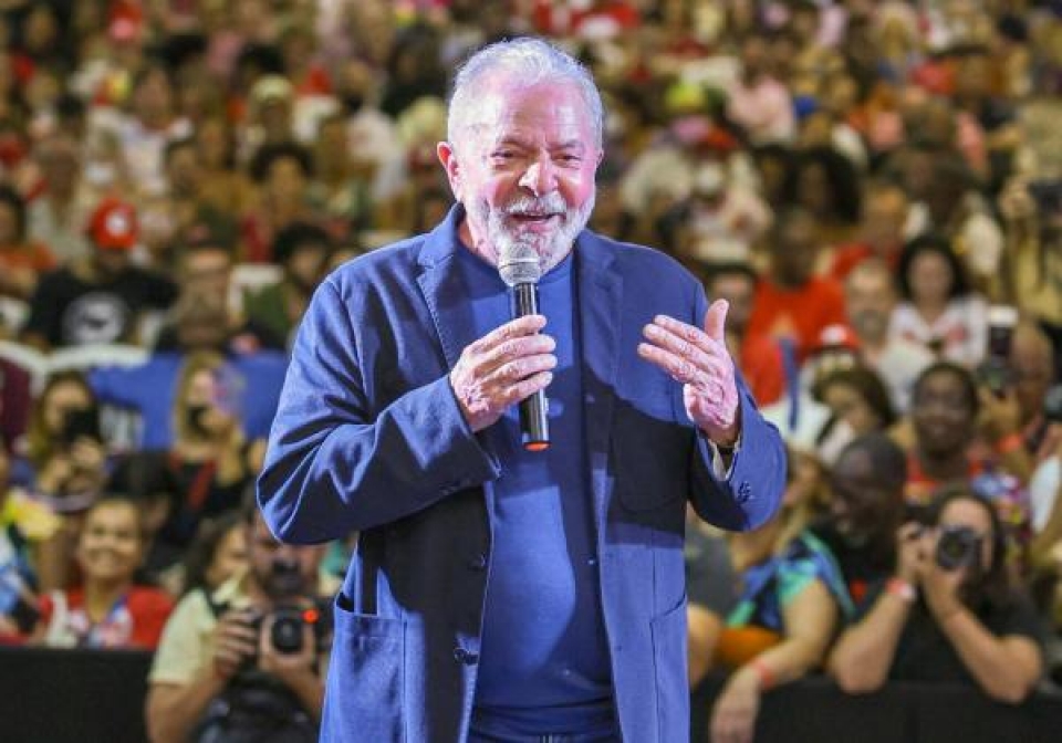 Ipec: Lula venceria com 54% em um possível 2º turno