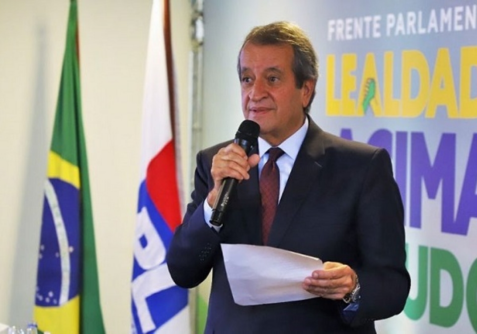 Ministros de Bolsonaro avaliam que ação do PL contra urnas ‘não vai dar em nada’